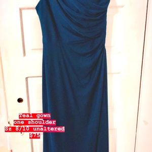 Formal gown, brand new! Size 8/10